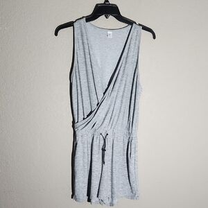 Old Navy Womens shorts Jumper Active Breath on size L heather gray